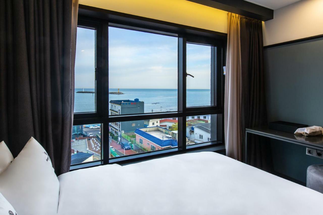 Brown Dot Gijang Yeonhwari Hotel Busan Exterior foto
